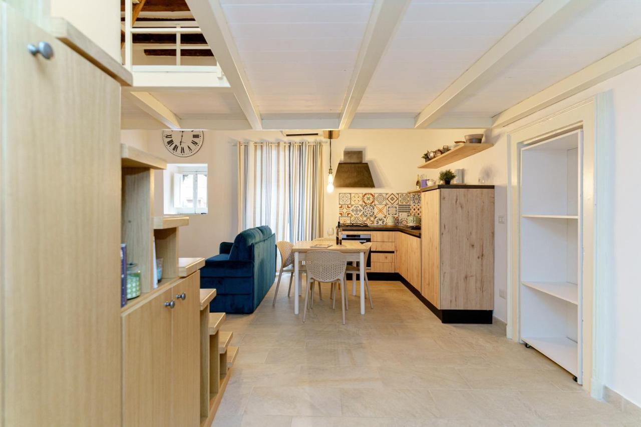 דירות סירקוזה Latieri'S Loft מראה חיצוני תמונה