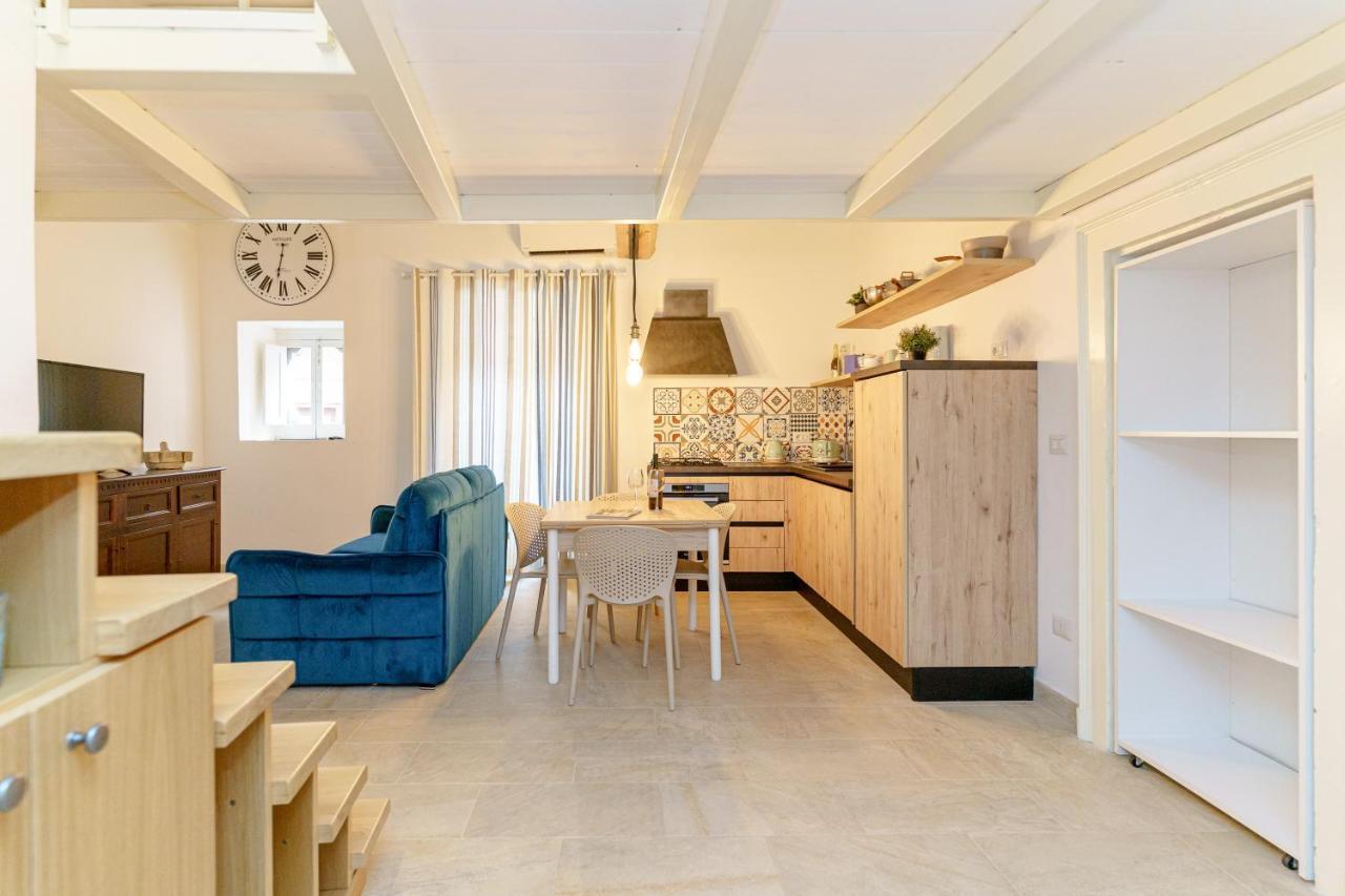 דירות סירקוזה Latieri'S Loft מראה חיצוני תמונה